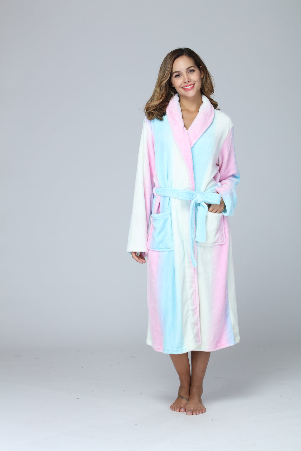 RONGTAI Womens Long Robes Plush Fleece Nightgown Thick Hooded Bathrobe With Pockets Fluffy Sleepwear