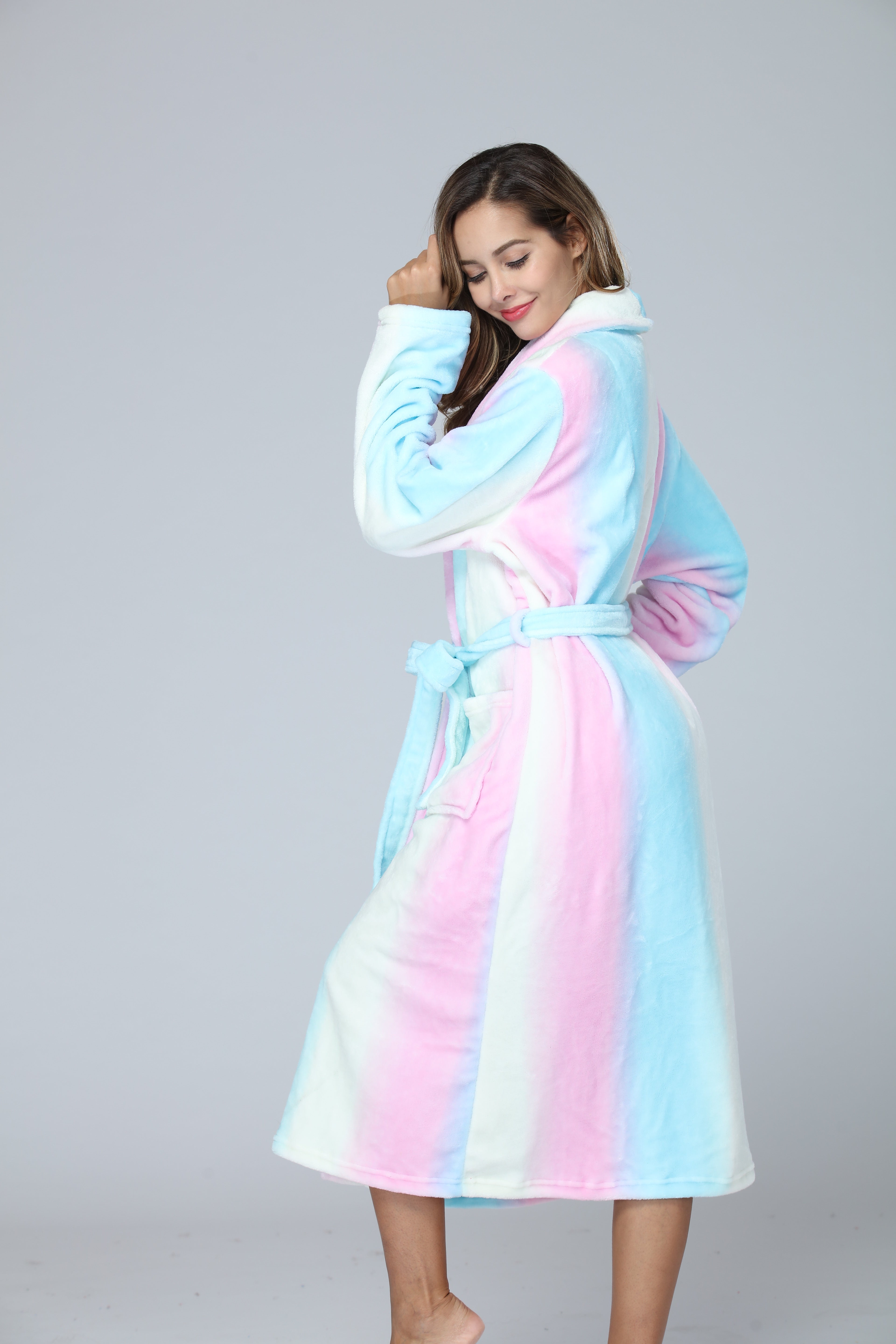 RONGTAI Womens Long Robes Plush Fleece Nightgown Thick Hooded Bathrobe With Pockets Fluffy Sleepwear