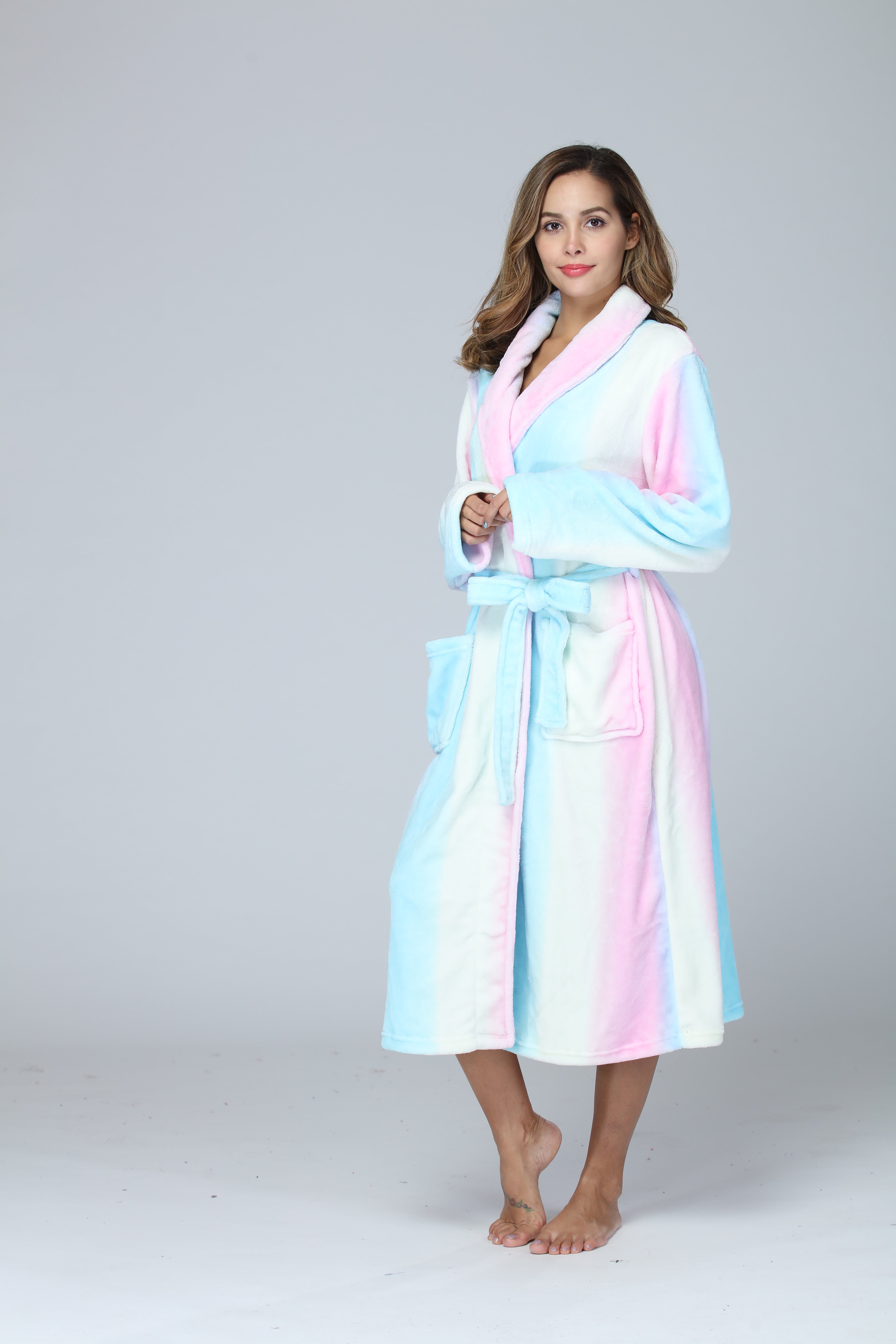 RONGTAI Womens Long Robes Plush Fleece Nightgown Thick Hooded Bathrobe With Pockets Fluffy Sleepwear